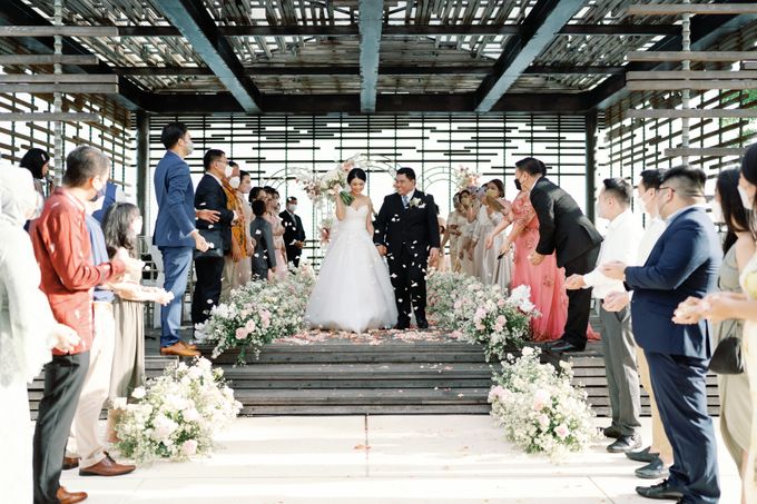 The Wedding of Czaesar & Henny by Varawedding - 007 The Wedding of Czaesar & Henny by Varawedding - 007