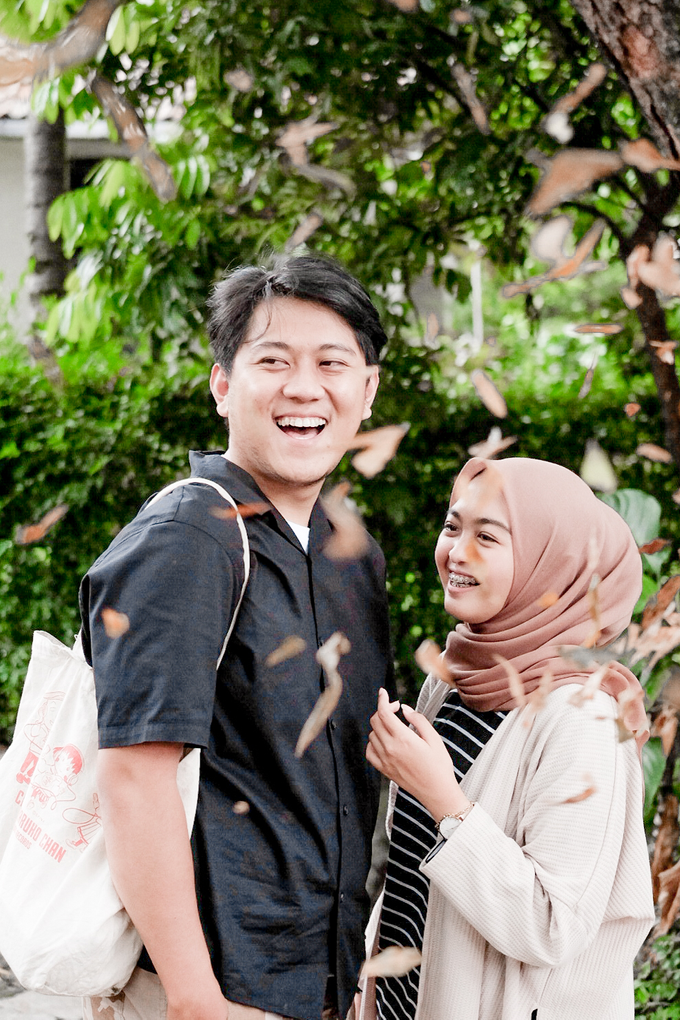 Jamalul & Ulya Couple Session #1 by Agah Harsa Photo - 007