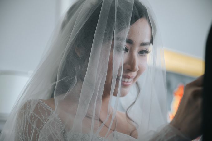 Evelyn & Jossy Wedding Preparation at Four Season Hotel by GoFotoVideo - 010 Evelyn & Jossy Wedding Preparation at Four Season Hotel by GoFotoVideo - 010