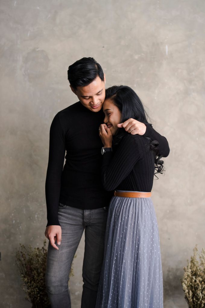 Studio Prewedding by Agit and Co - 006 Studio Prewedding by Agit and Co - 006
