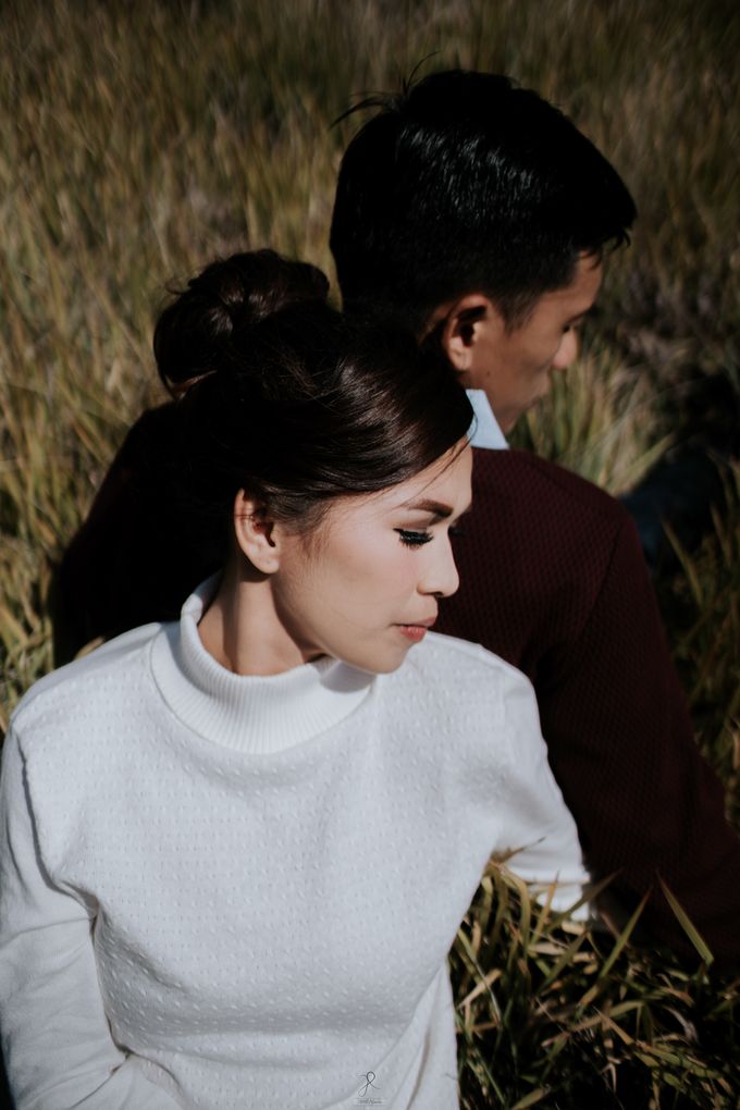 Bromo Prewedding Yudhi & Jillie by AHENjunius Photography - 040 Bromo Prewedding Yudhi & Jillie by AHENjunius Photography - 040