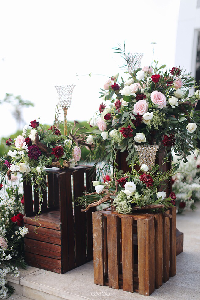 Bold burgundy by AiLuoSi Wedding & Event Design Studio - 018 Bold burgundy by AiLuoSi Wedding & Event Design Studio - 018
