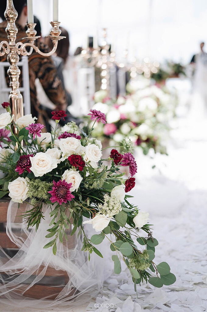 Bold burgundy by AiLuoSi Wedding & Event Design Studio - 025 Bold burgundy by AiLuoSi Wedding & Event Design Studio - 025