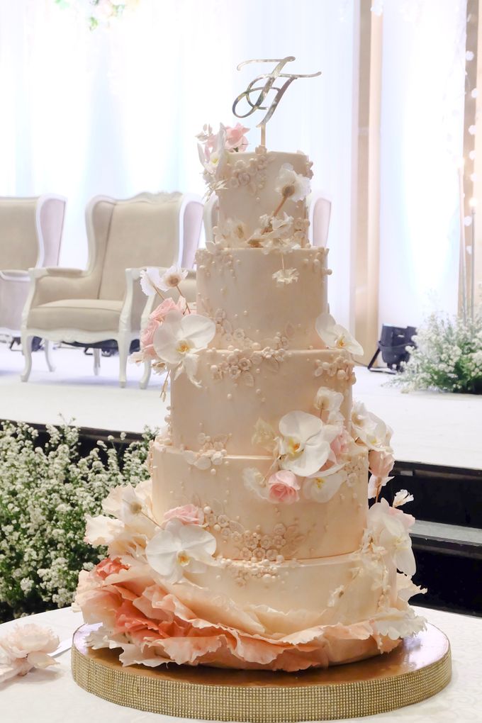 The Wedding of Jeremiah & Teresia by KAIA Cakes & Co. - 006