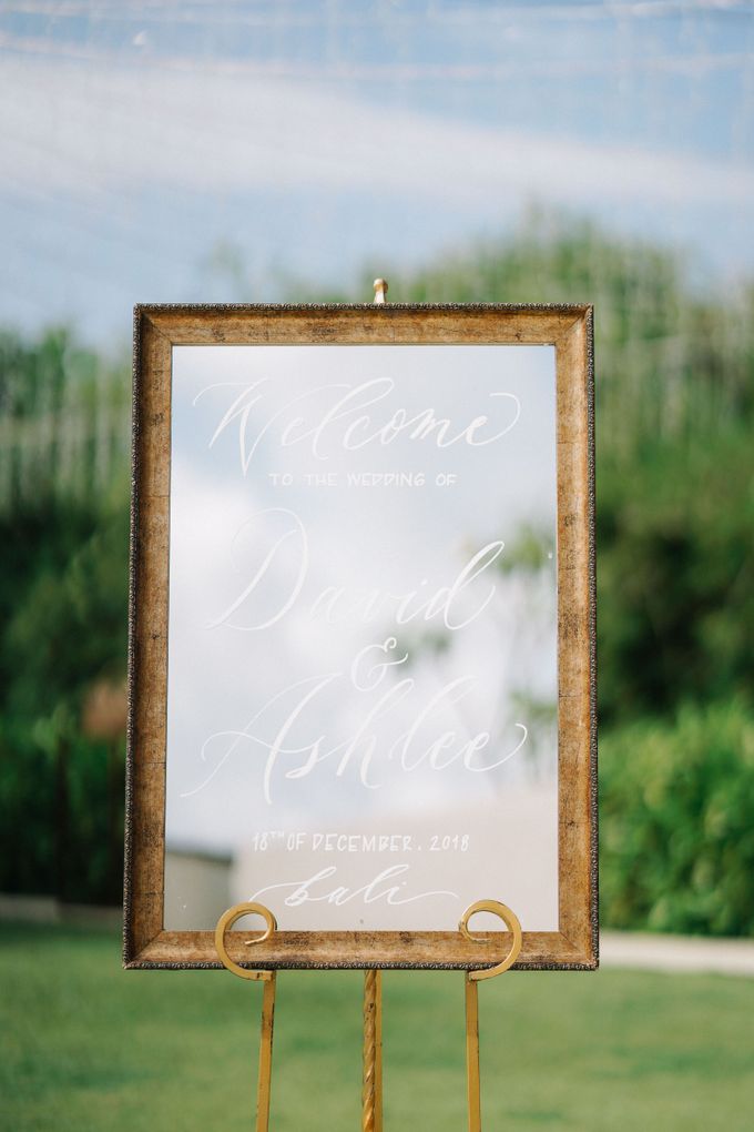 Intimate Natural Greenery Wedding at Alila Uluwatu Villa by Silverdust Decoration - 043 Intimate Natural Greenery Wedding at Alila Uluwatu Villa by Silverdust Decoration - 043