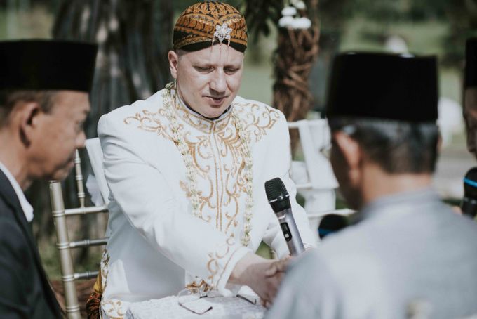 Intan & Rado's Wedding by akar photography - 026