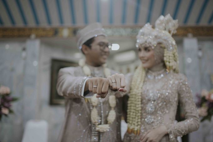 Farah & Andika's Wedding by akar photography - 010