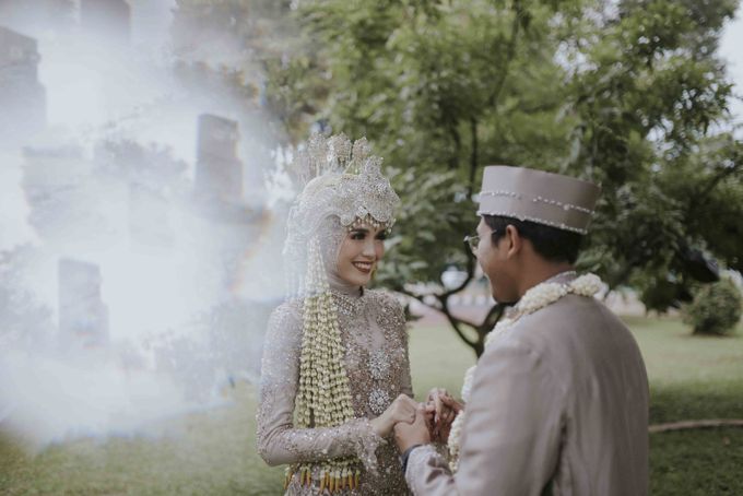 Farah & Andika's Wedding by akar photography - 015