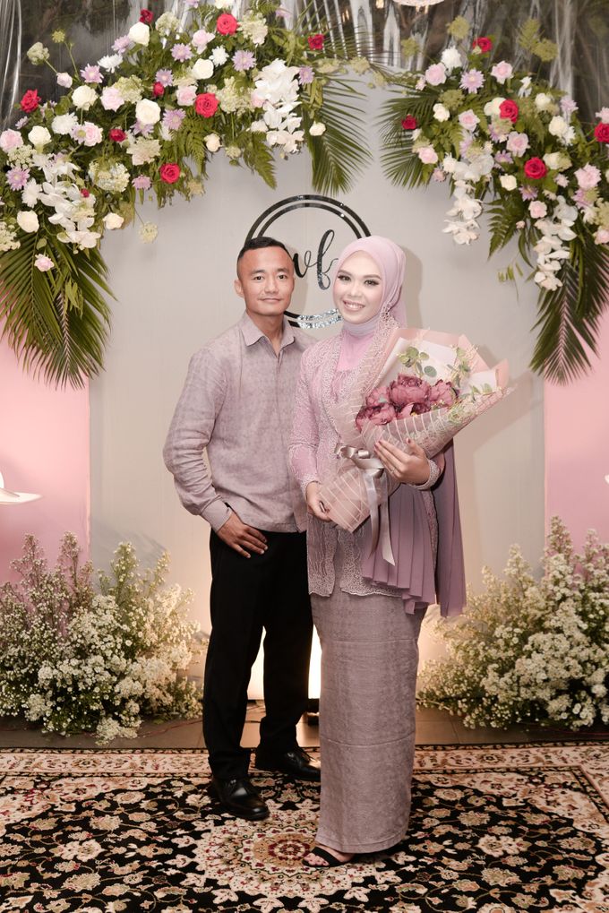 Widy & Fajar Engagement by Saenna Planner - 025