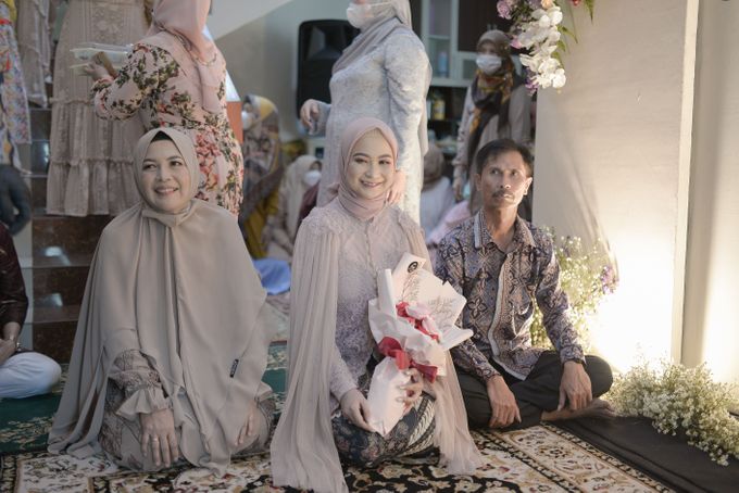 Sasa & Cakra Engagement by Saenna Planner - 015 Sasa & Cakra Engagement by Saenna Planner - 015