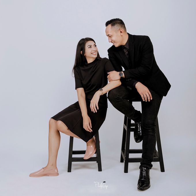 Prewedding Studio Photoshoot by ThePhotoCap.Inc - 005 Prewedding Studio Photoshoot by ThePhotoCap.Inc - 005