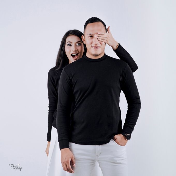 Prewedding Studio Photoshoot by ThePhotoCap.Inc - 007 Prewedding Studio Photoshoot by ThePhotoCap.Inc - 007