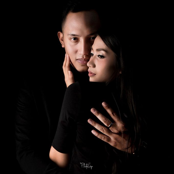 Prewedding Studio Photoshoot by ThePhotoCap.Inc - 003 Prewedding Studio Photoshoot by ThePhotoCap.Inc - 003