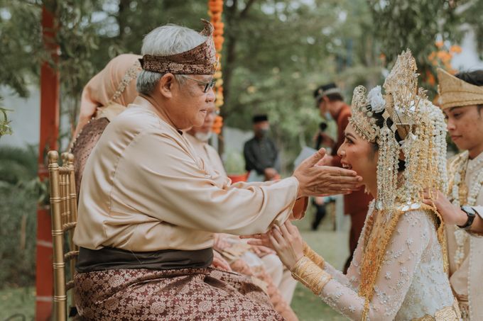 Diadra & Wisnu Akad Nikah & Reception Day by Golf Graha Famili - 017