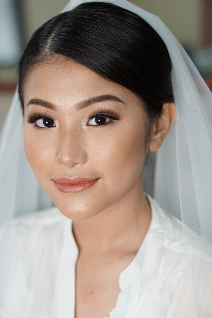 Bridal Makeup on Catherine by Alvina Tania - 002