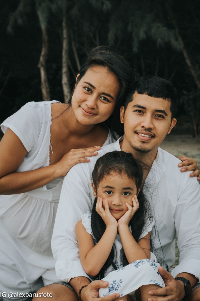 Maternity session with Ibu Wulan & family by Alebar Photography - 007