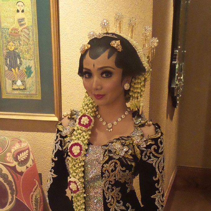 Ambar Paes Traditional Wedding Make Up by Ambar Paes Traditional Wedding Make Up - 018 Ambar Paes Traditional Wedding Make Up by Ambar Paes Traditional Wedding Make Up - 018