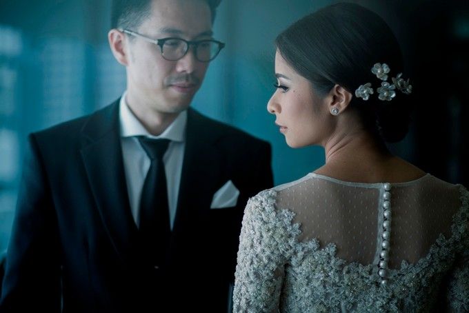 AN UNDERSTATED WEDDING ADORNED WITH GREENERY by Wong Hang Distinguished Tailor - 008