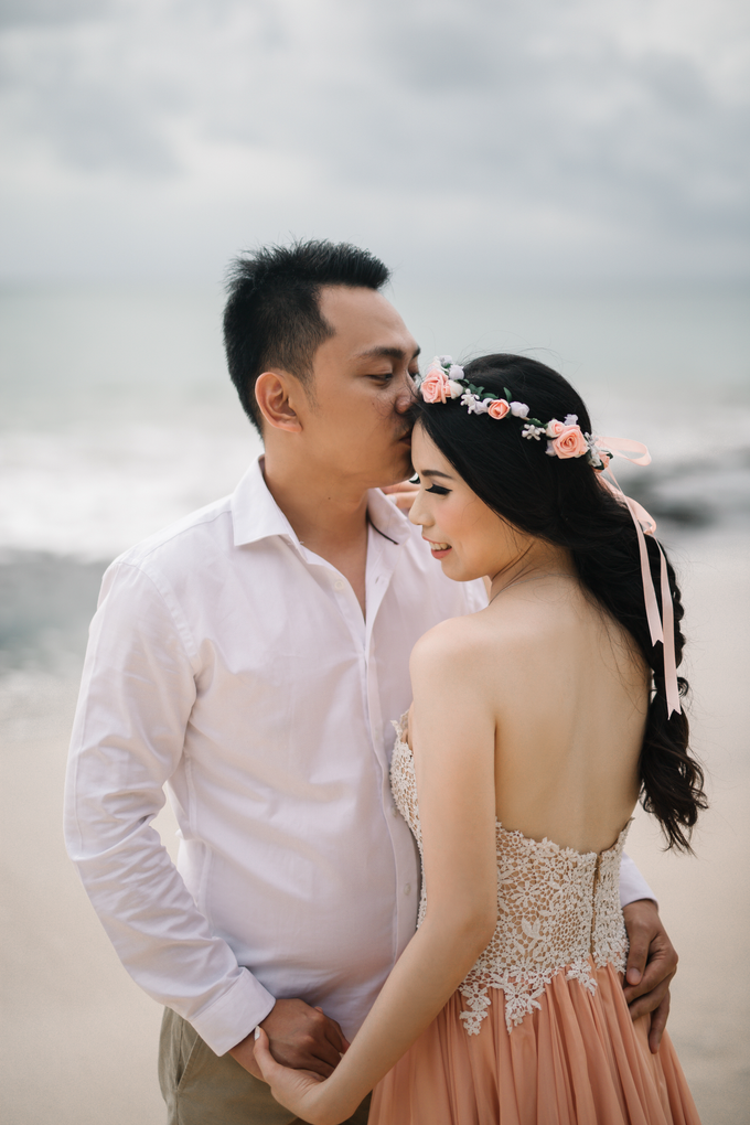 Prewedding of Edy & Eliza by Megan Anastasia Makeup Artist - 025