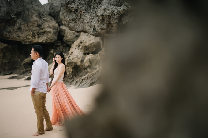 Prewedding of Edy & Eliza by Megan Anastasia Makeup Artist - 030