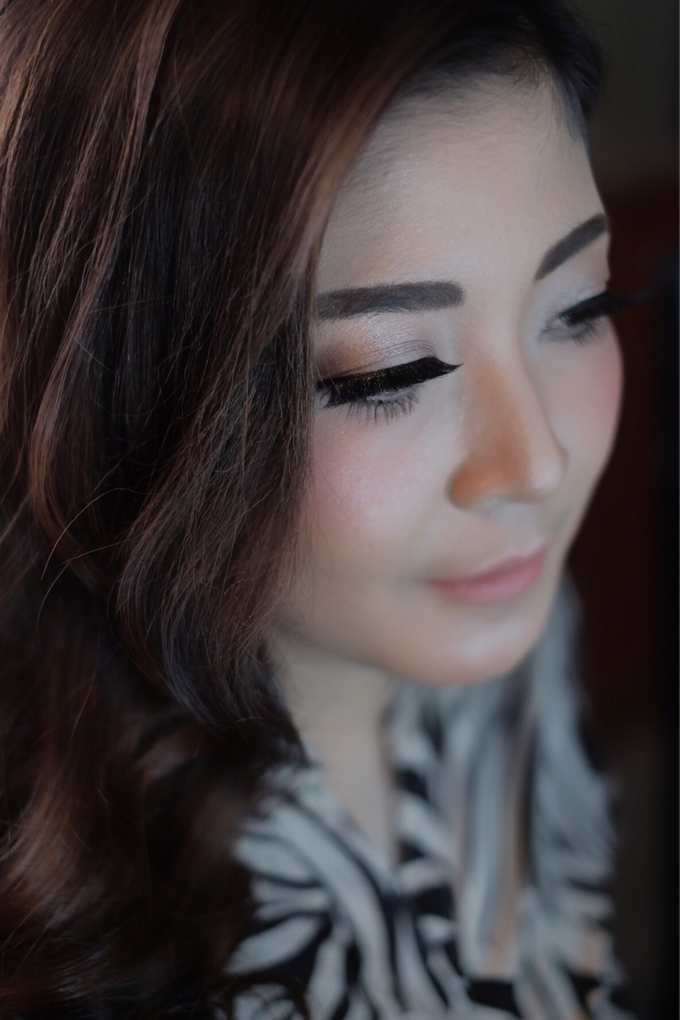 Ms. Nova by Anastasia Megan Makeup Artist - 003 Ms. Nova by Anastasia Megan Makeup Artist - 003