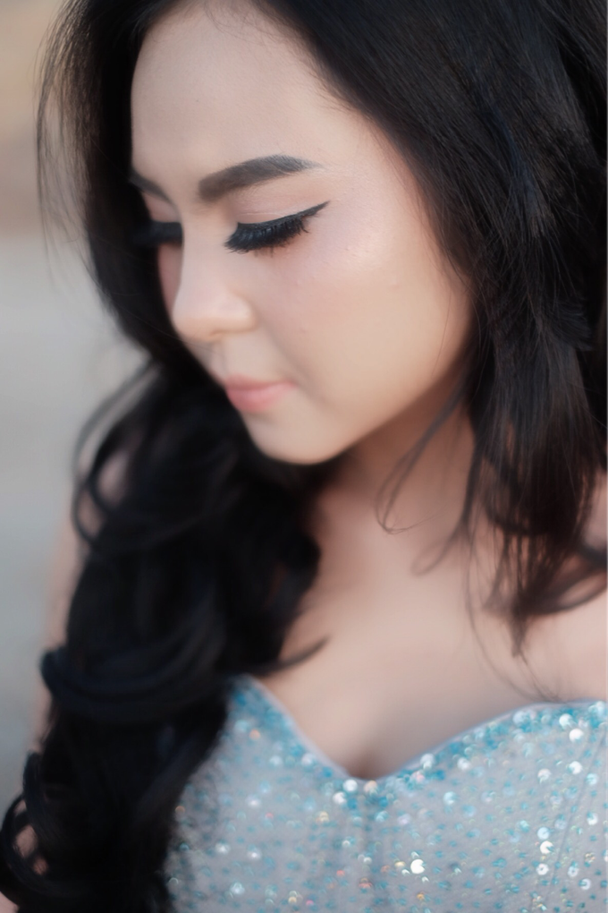 Ms. Mira by Anastasia Megan Makeup Artist - 006 Ms. Mira by Anastasia Megan Makeup Artist - 006