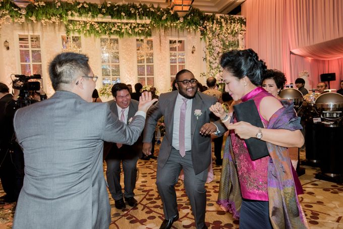 Grand Hyatt Wedding of Andhika & Meilisa by Demas Ryan & Lasting Moments Entertainment - 004 Grand Hyatt Wedding of Andhika & Meilisa by Demas Ryan & Lasting Moments Entertainment - 004