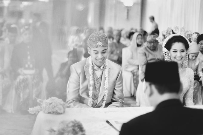 The Traditional Signature Wedding of Karla & Andhika by ThePhotoCap.Inc - 024 The Traditional Signature Wedding of Karla & Andhika by ThePhotoCap.Inc - 024