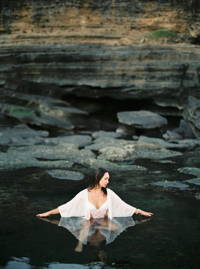 Beach Boudoir Session by Arta Photo - 005 Beach Boudoir Session by Arta Photo - 005