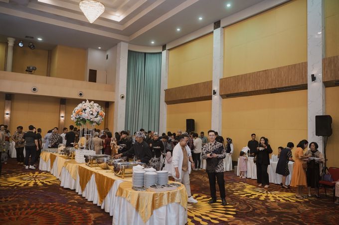 The Wedding of Andreas & Reysha by Vitra Ballroom - 010 The Wedding of Andreas & Reysha by Vitra Ballroom - 010