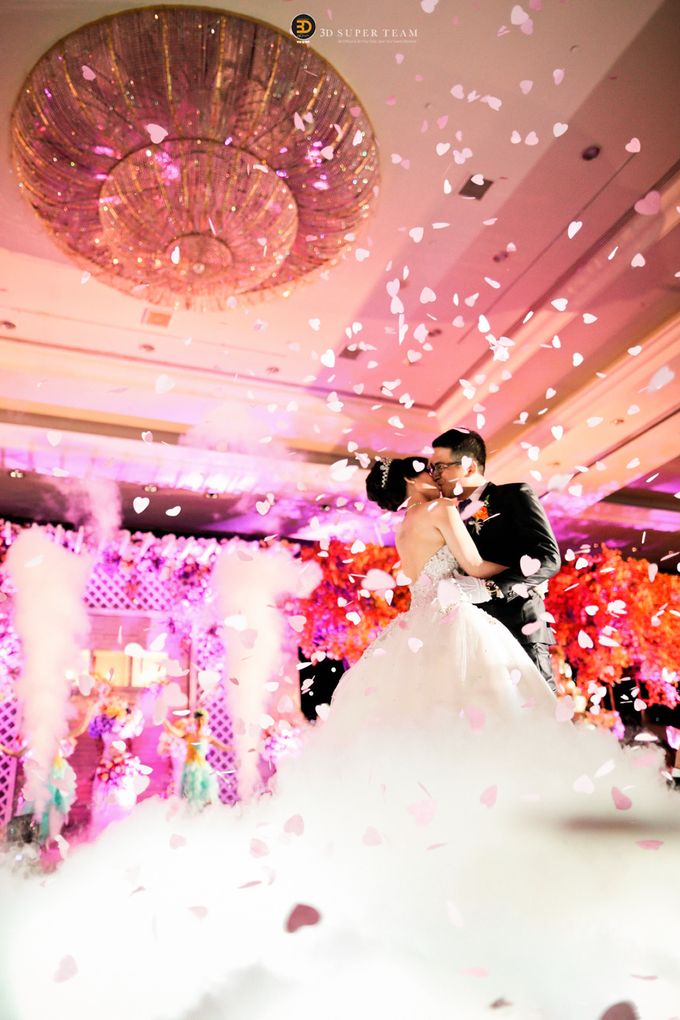 Courtessy Signature Wedding of Angela & Handy by ThePhotoCap.Inc - 004 Courtessy Signature Wedding of Angela & Handy by ThePhotoCap.Inc - 004