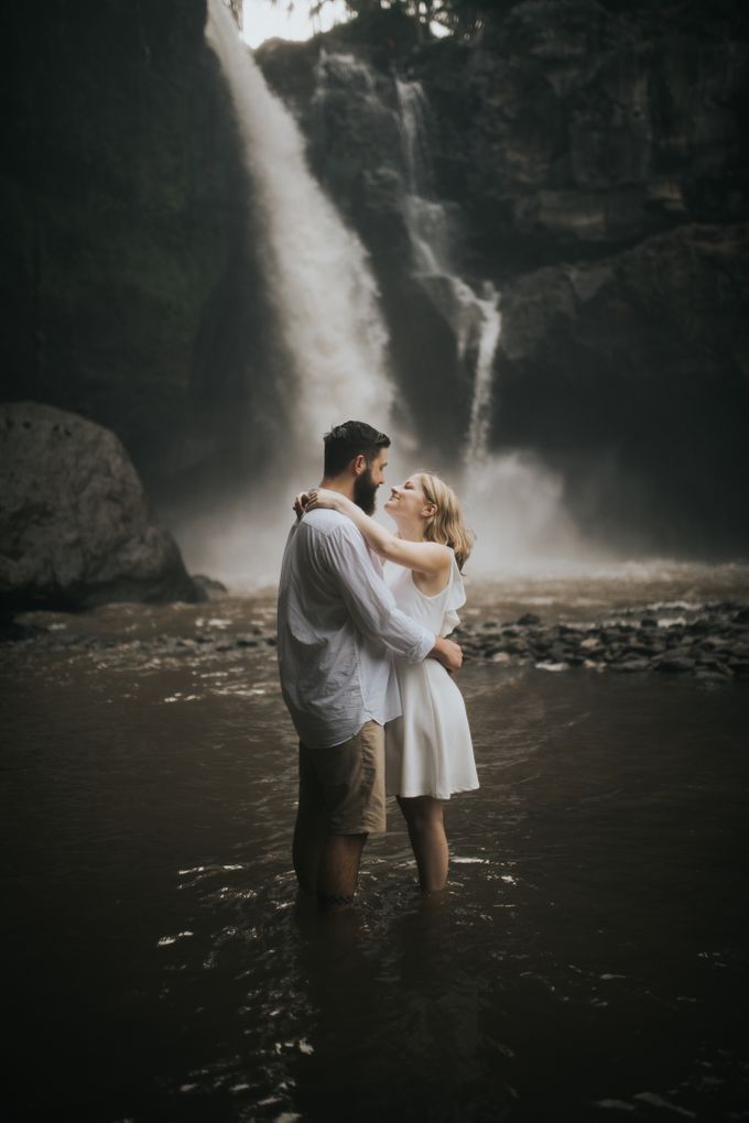 Angelic Waterfall Session of Landy & Greg by fire, wood & earth - 014 Angelic Waterfall Session of Landy & Greg by fire, wood & earth - 014