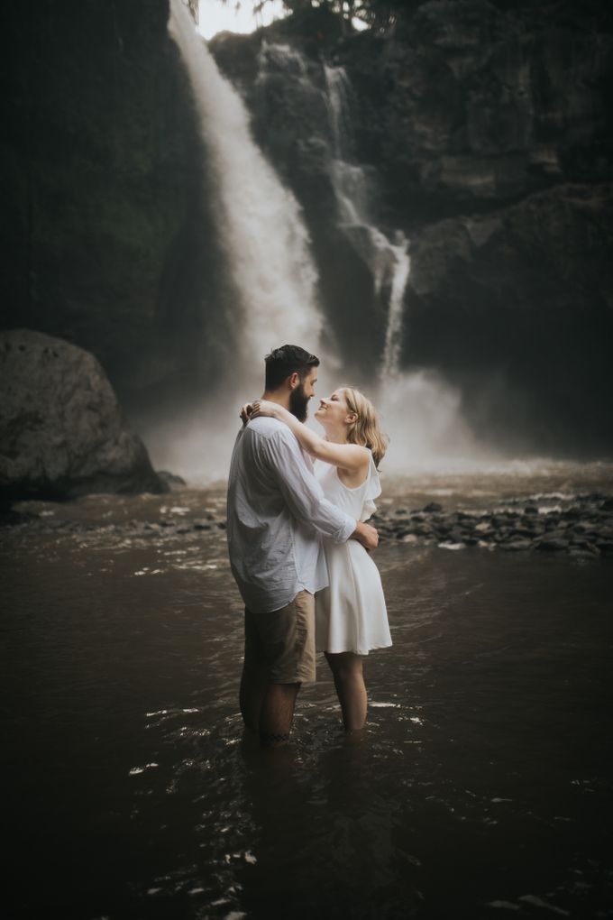 Angelic Waterfall Session of Landy & Greg by FIRE, WOOD & EARTH - 014