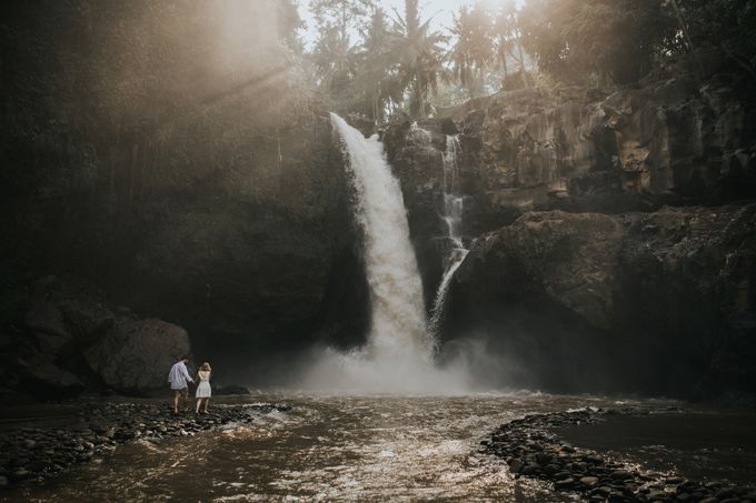 Angelic Waterfall Session of Landy & Greg by FIRE, WOOD & EARTH - 034