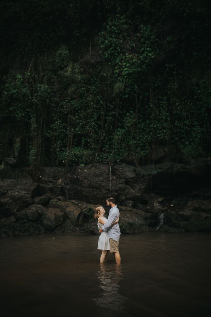 Angelic Waterfall Session of Landy & Greg by FIRE, WOOD & EARTH - 008