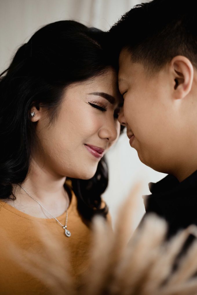 The Couple Session of Angga & Rona by We Make Memoir - 004 The Couple Session of Angga & Rona by We Make Memoir - 004