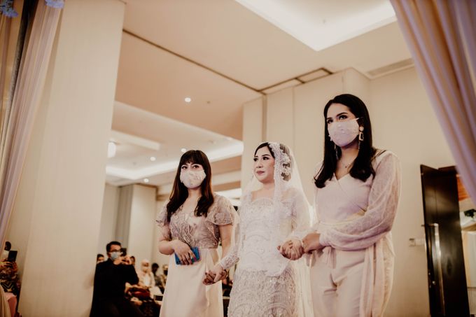 Anita & Fiqrie Wedding at Swissbel Kemayoran Jakarta by AKSA Creative - 013