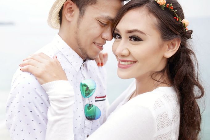 prewedding  in bali with victor malelak photograph by victor malelak photography - 030