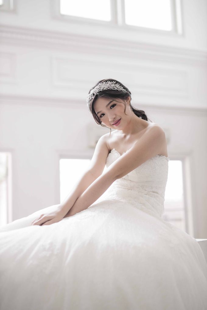 Statuesque Beauty by Lady Belle Bridal - 002 Statuesque Beauty by Lady Belle Bridal - 002
