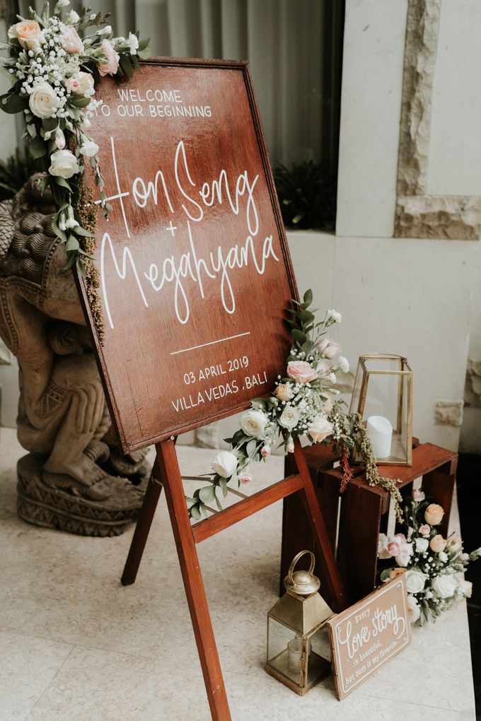 Vintage Elegant Arrangement by Bali Wedding Atelier - 002 Vintage Elegant Arrangement by Bali Wedding Atelier - 002