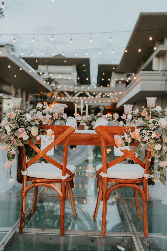 Vintage Elegant Arrangement by Bali Wedding Atelier - 013 Vintage Elegant Arrangement by Bali Wedding Atelier - 013
