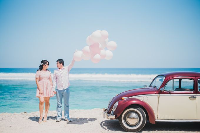 Tropical Island Pre-Wedding at Serangan by Honey Wedding & Event Bali - 011