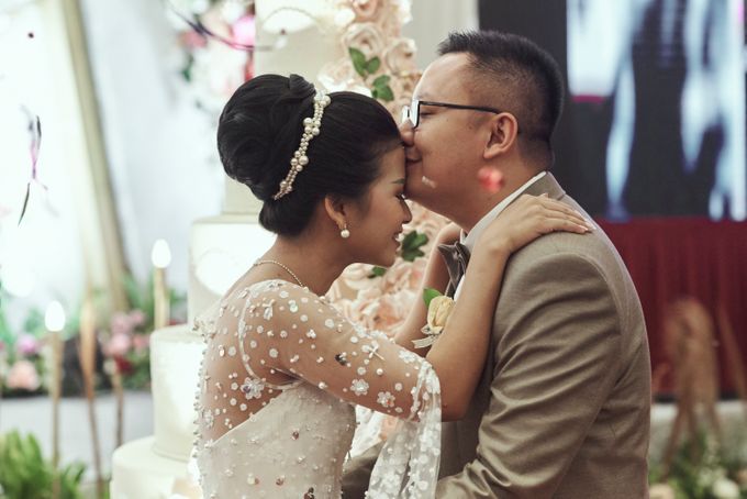The Wedding of Agung & Ristina by Royal Ballroom The Springs Club - 022 The Wedding of Agung & Ristina by Royal Ballroom The Springs Club - 022