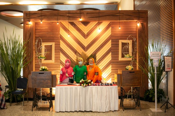 Foyer Decoration Inspiration for New Normal Wedding by Menara Mandiri by IKK Wedding (ex. Plaza Bapindo) - 006 Foyer Decoration Inspiration for New Normal Wedding by Menara Mandiri by IKK Wedding (ex. Plaza Bapindo) - 006