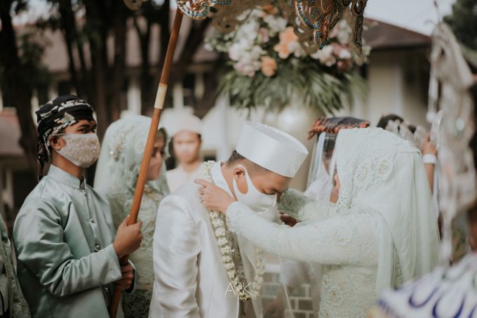 Traditional Wedding from Dilla & Rifki by K Wedding Organizer - 003 Traditional Wedding from Dilla & Rifki by K Wedding Organizer - 003