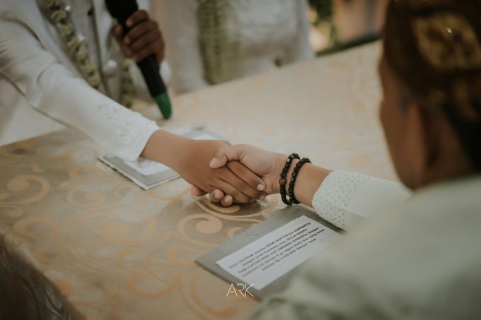 Traditional Wedding from Dilla & Rifki by K Wedding Organizer - 007 Traditional Wedding from Dilla & Rifki by K Wedding Organizer - 007