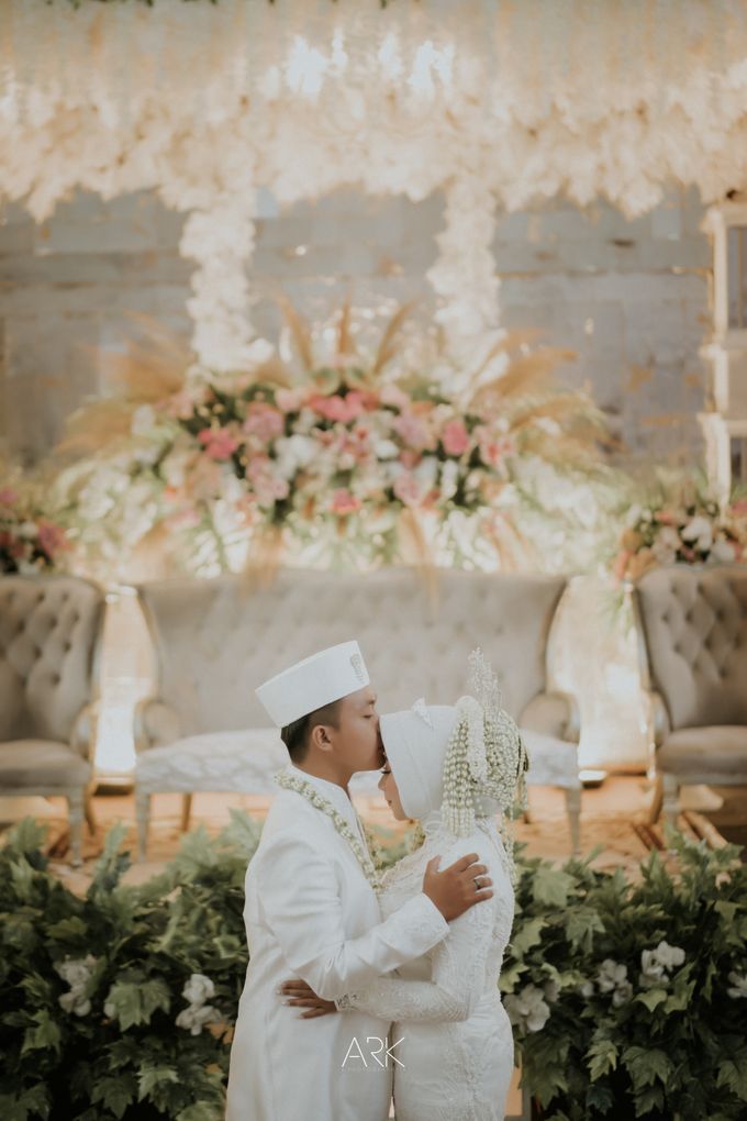 Traditional Wedding from Dilla & Rifki by K Wedding Organizer - 005