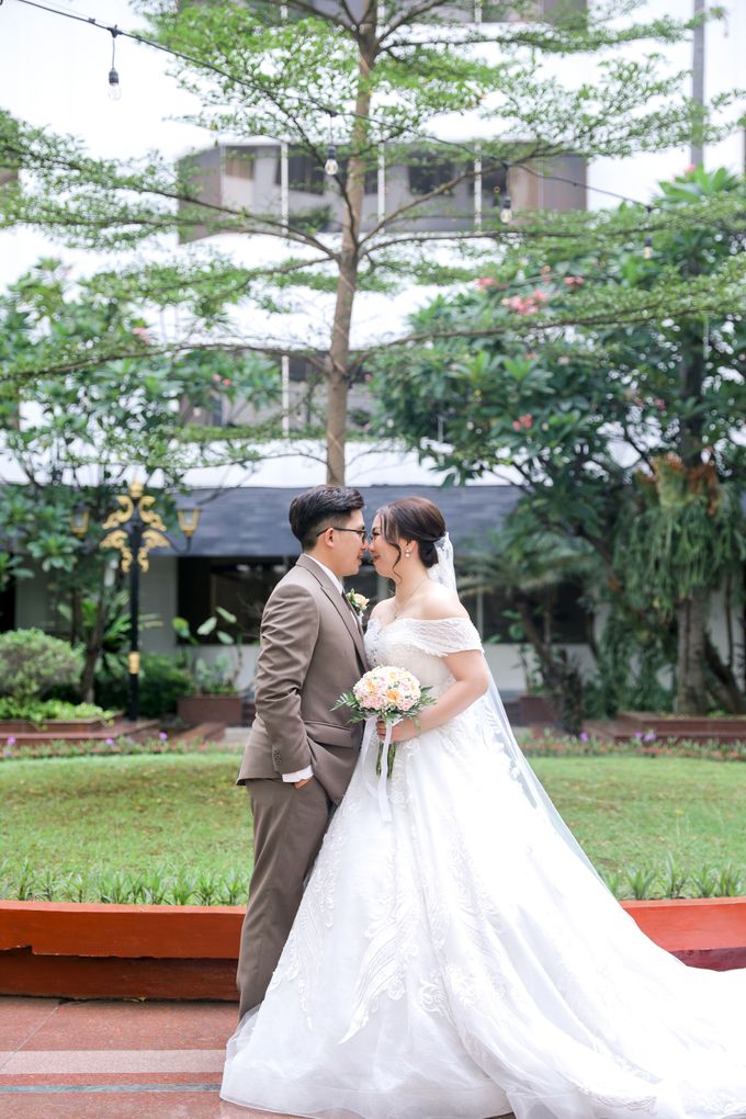 THE WEDDING OF KELVIN & MELI by Ariespangestu Photography - 046