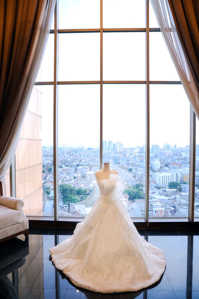 The Wedding of Jasmin & Lisnia by B Bride - 003