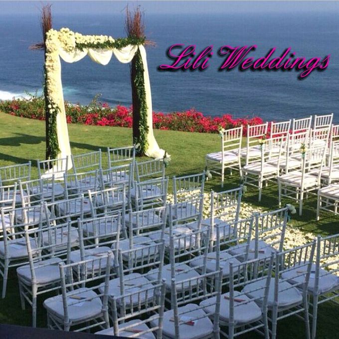 Wedding Arches Decoration by Lili Weddings - 007